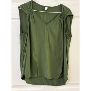 Old Navy Olive Green Sleeveless Blouse | Size M